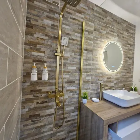 Chill House - Maison 2 - Option Jacuzzi Holiday home